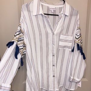 NWT SHYANNE BOHO WESTERN BLOUSE